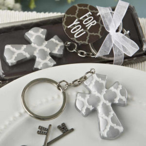 Silver Cross Key Chain With A Hampton Link Design