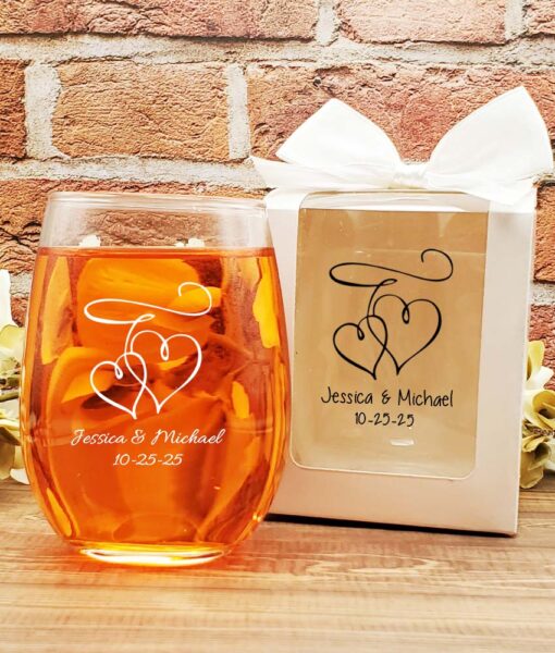 wine glass wedding favors interlocking hearts